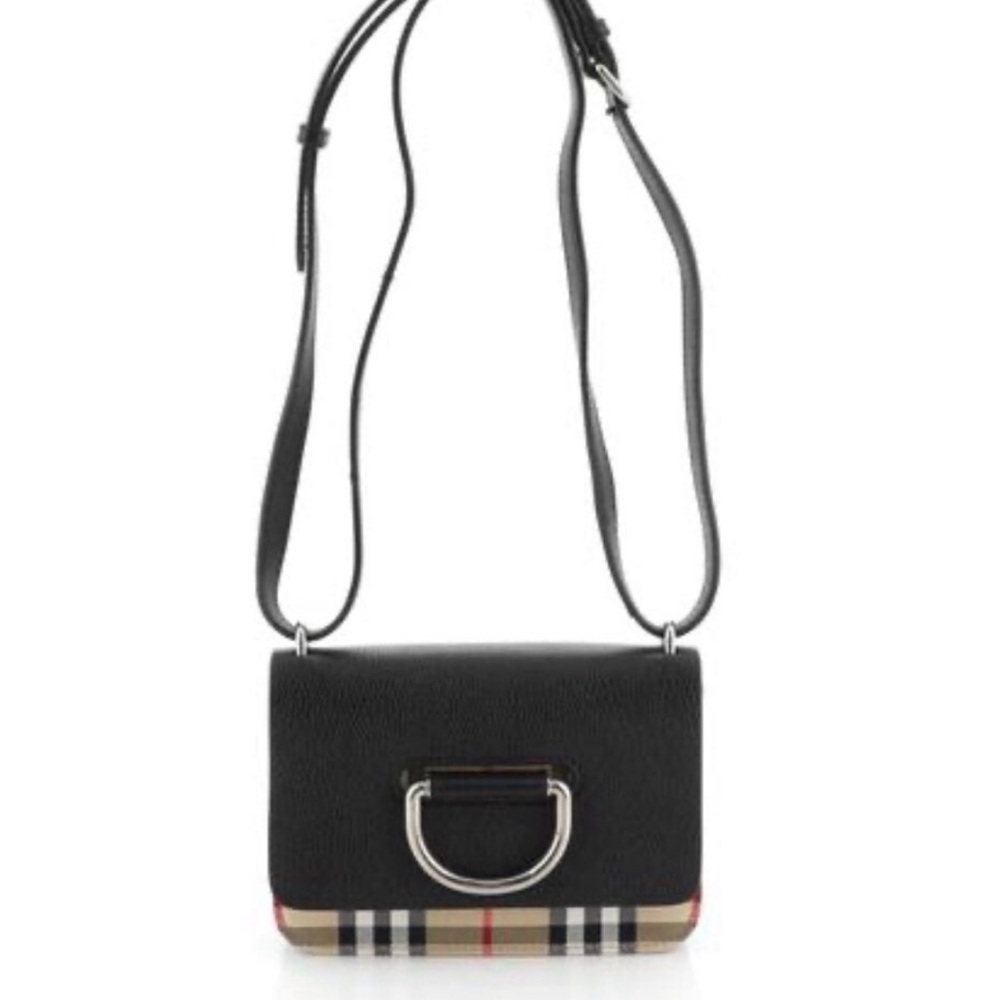Burberry D ring bag
